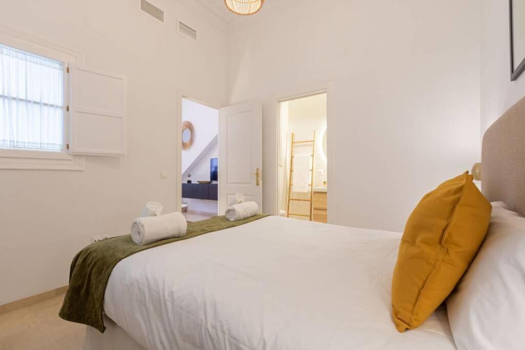Mumu Luxury Suite Lirio Sevilla Dış mekan fotoğraf