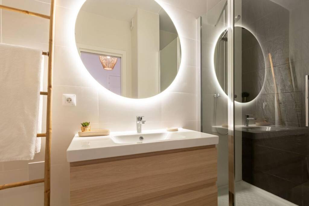 Mumu Luxury Suite Lirio Sevilla Dış mekan fotoğraf